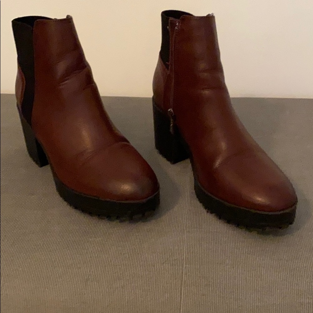 Beston Chunky Boots
